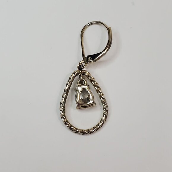 Teardrop Shaped Cubic Zirconia CZ Gold Tone Lever Back Earrings - Picture 3 of 3